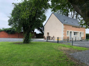 Spacieuse maison près du Mans avec jardin, id��ale pour séjours pro, 4 chambres, Wi-Fi, parking - FR-1-410-330
